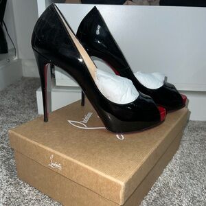 Christian Louboutin New Very Prive 120 Patent black heels